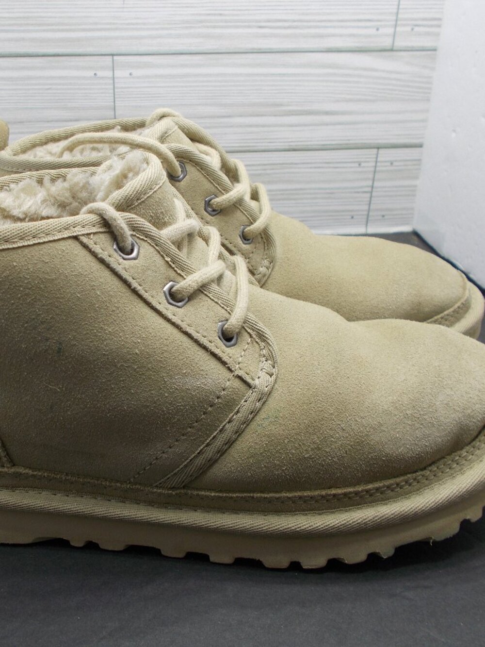 UGG Neumel Women's 7  #1094269 Fur Lined Ankle Boots